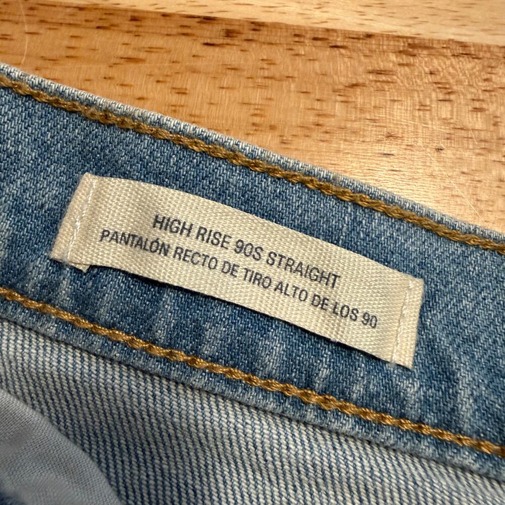 Universal Thread Women's Light Wash Embellished 9… - image 11